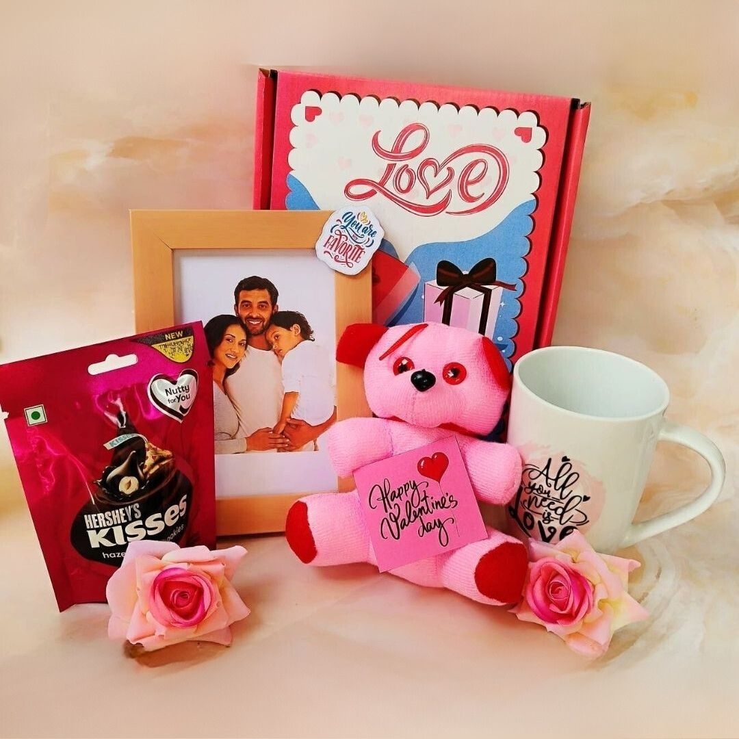 Sweetheart Box For Her