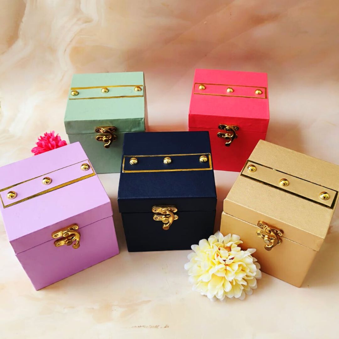 Elegant Nuts Box