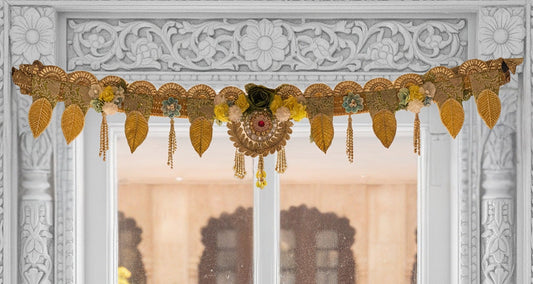 Golden Leaves Toran