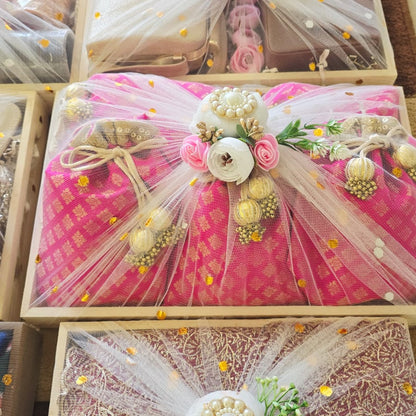 Trousseau Packing